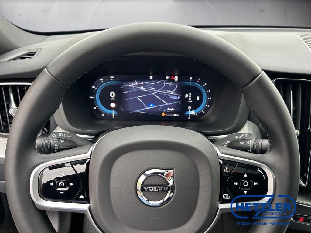 Volvo XC60 2025