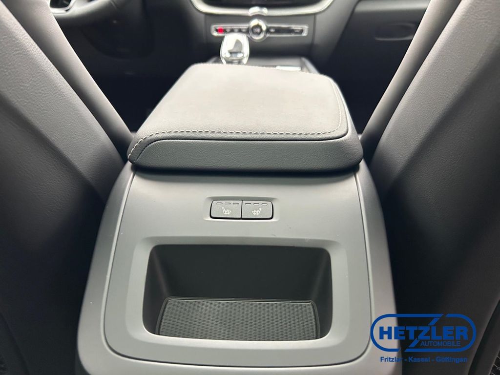 Volvo XC60 2025