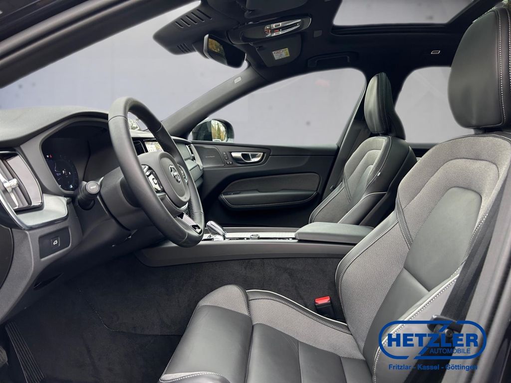 Volvo XC60 2025
