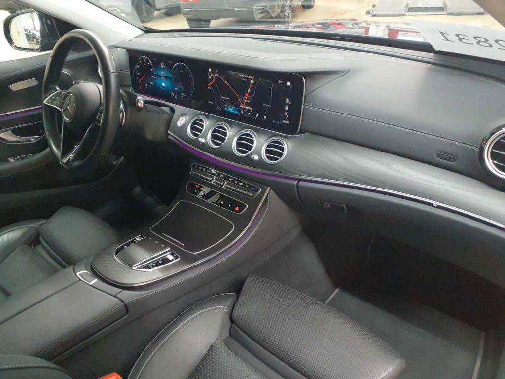 Mercedes-Benz E 300 2022
