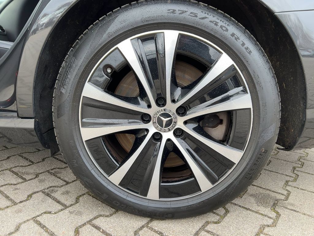 Mercedes-Benz E 300 2022