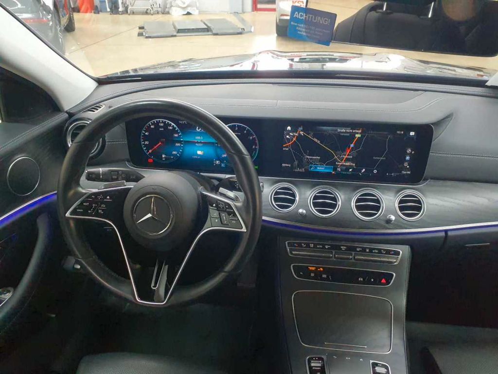 Mercedes-Benz E 300 2022