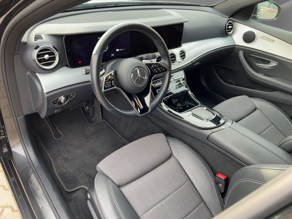 Mercedes-Benz E 300 2022