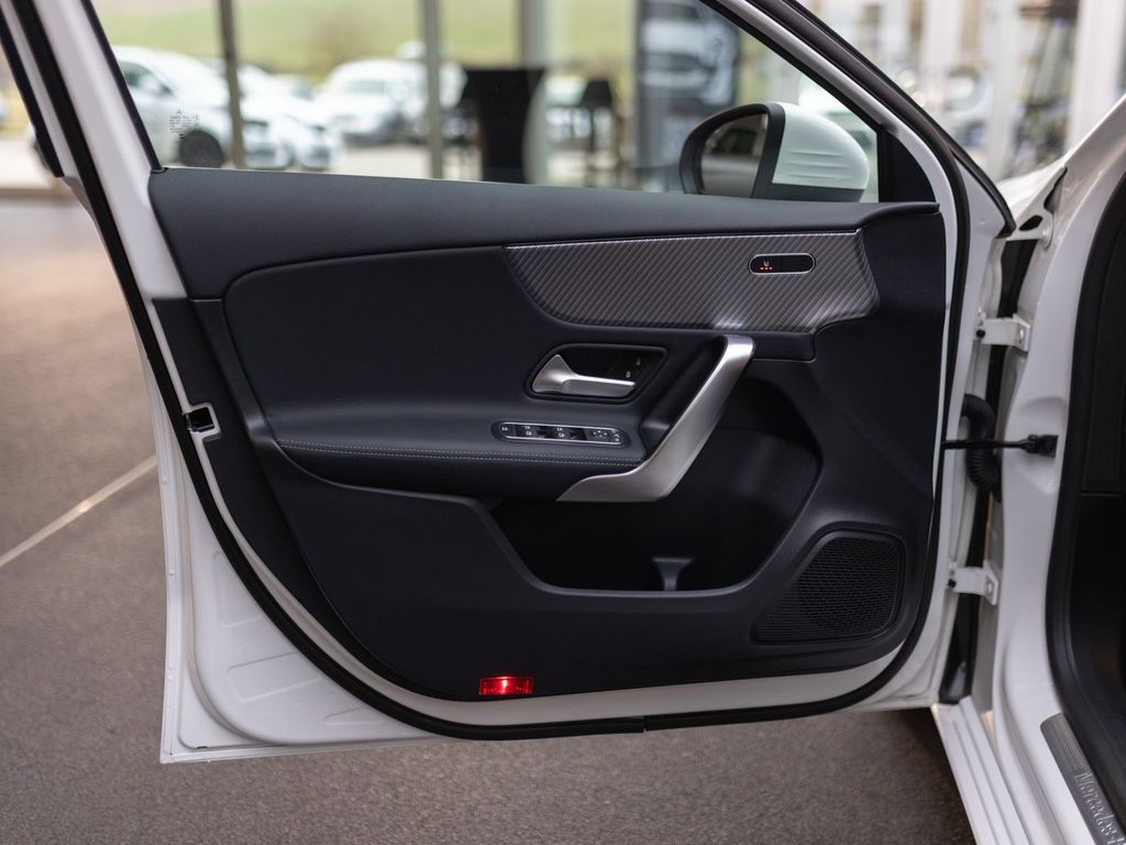 Mercedes-Benz A 200 2024