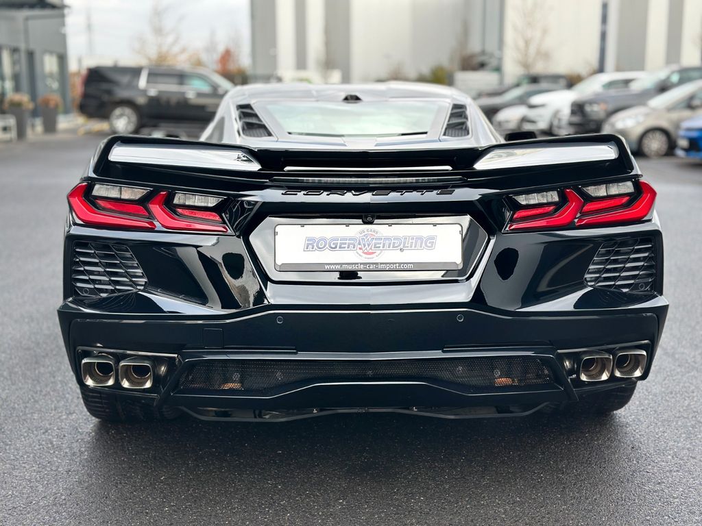 Corvette C8