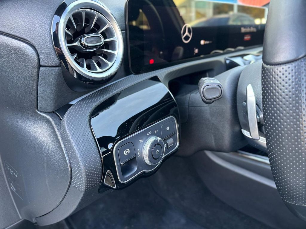Mercedes-Benz A 250 2022