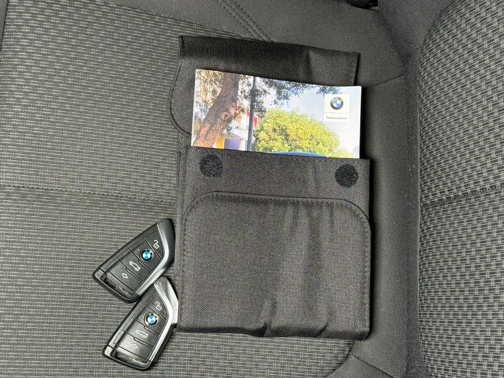 BMW 118 2019