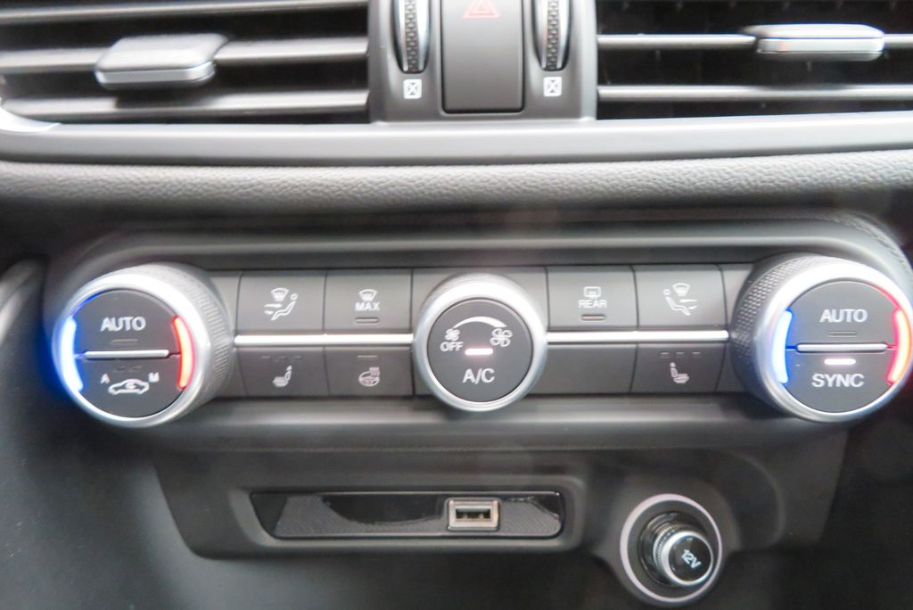 Alfa Romeo Giulia 2023