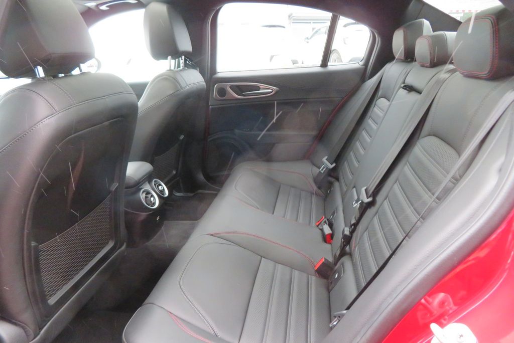 Alfa Romeo Giulia 2023