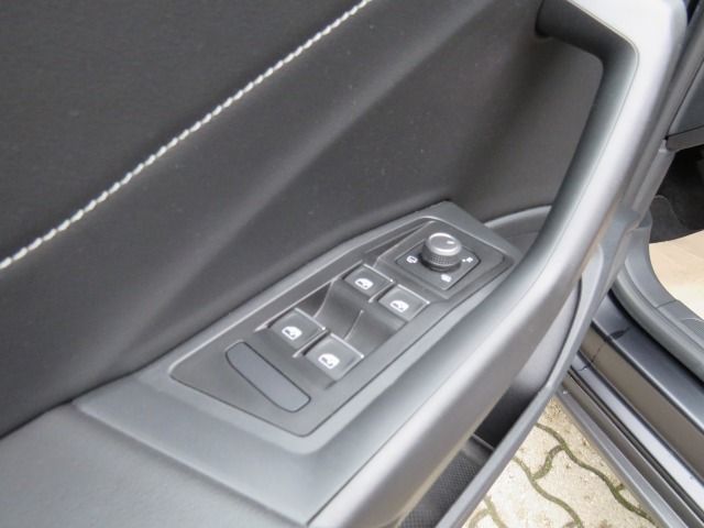 Volkswagen T-Roc 2024