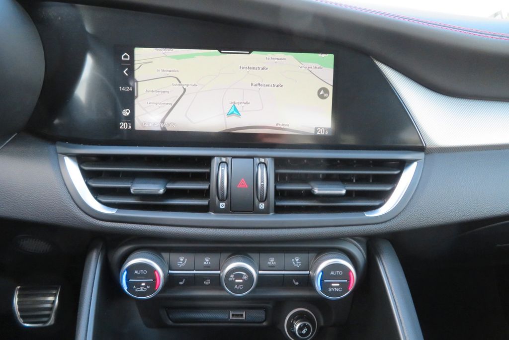 Alfa Romeo Giulia 2023