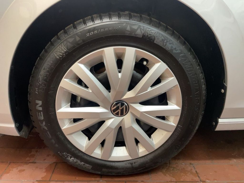 Volkswagen Golf 2023