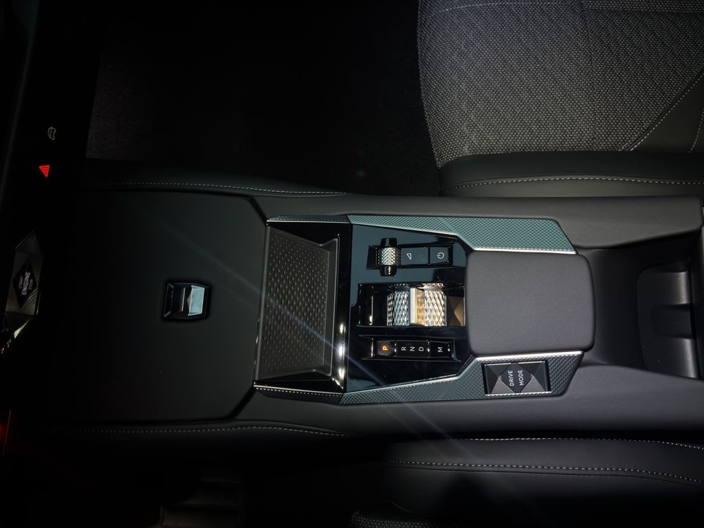 DS Automobiles DS4 2025