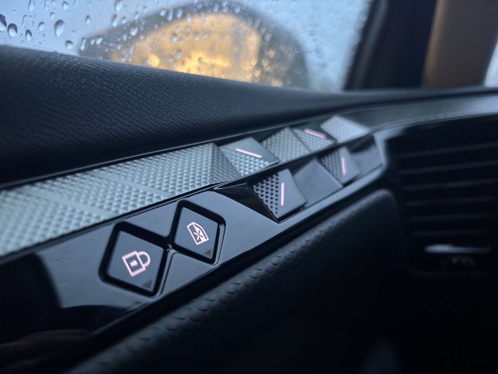 DS Automobiles DS4 2025