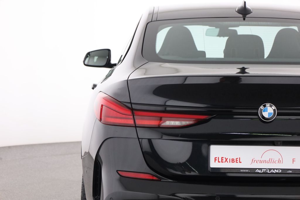 BMW 218 2024
