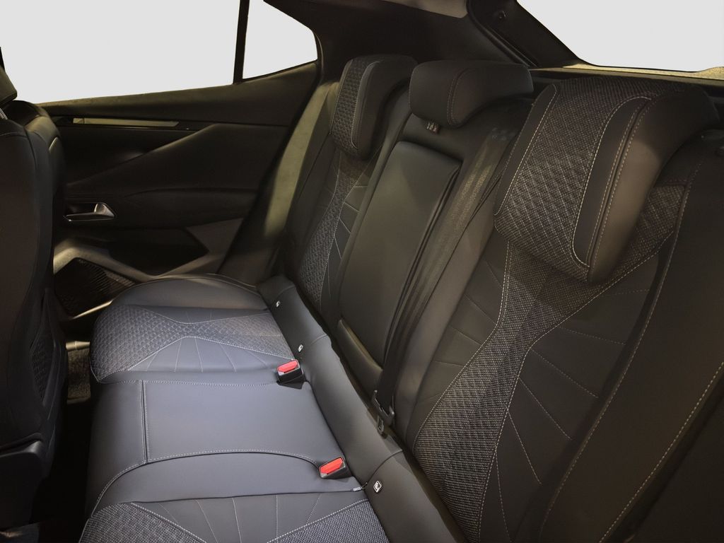 DS Automobiles DS4 2025