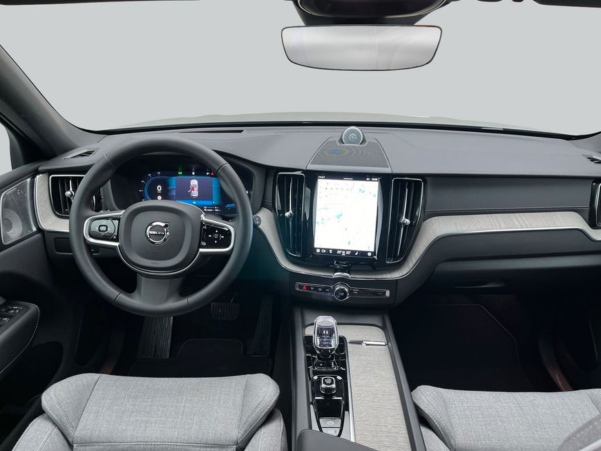 Volvo XC60 2025