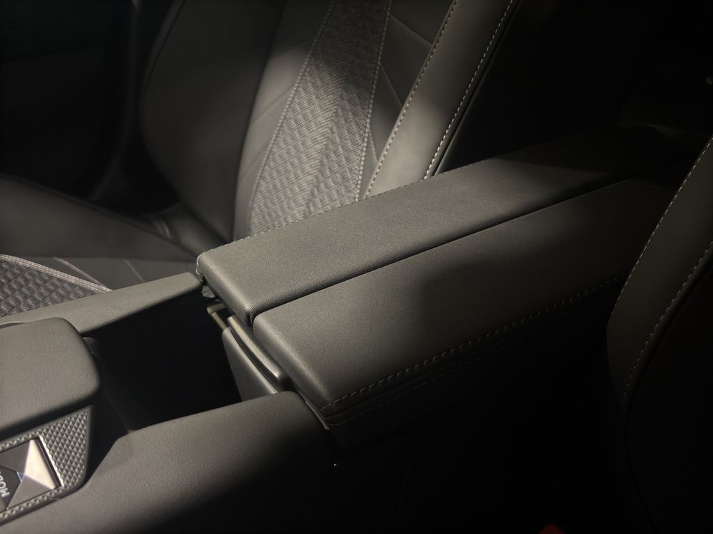 DS Automobiles DS4 2025