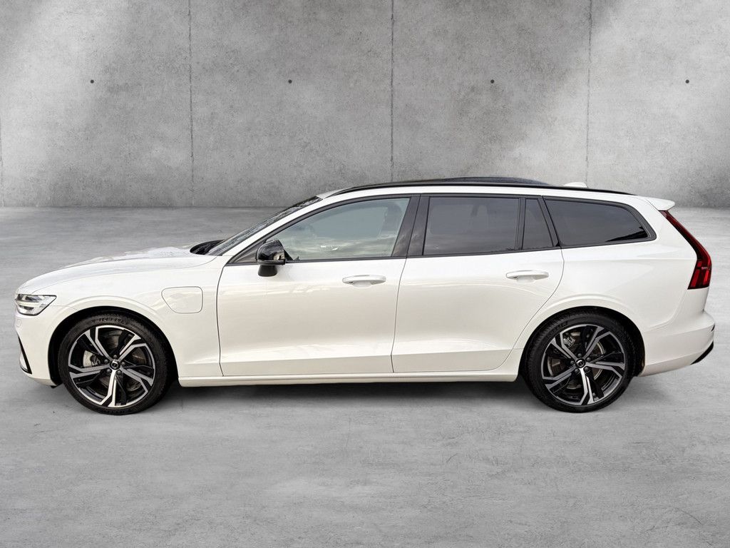 Volvo V60 2023