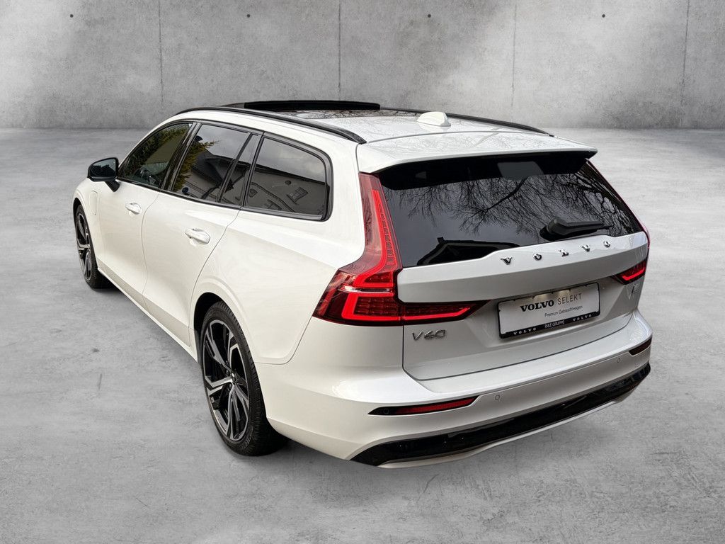 Volvo V60 2023