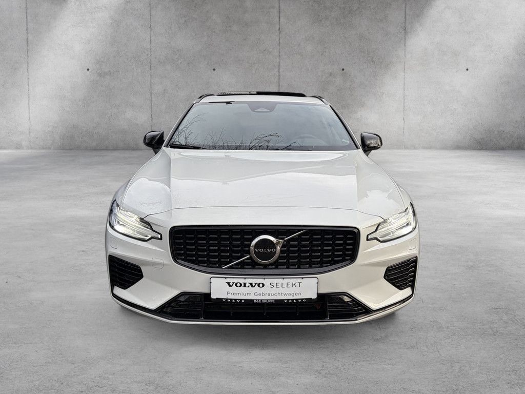 Volvo V60 2023
