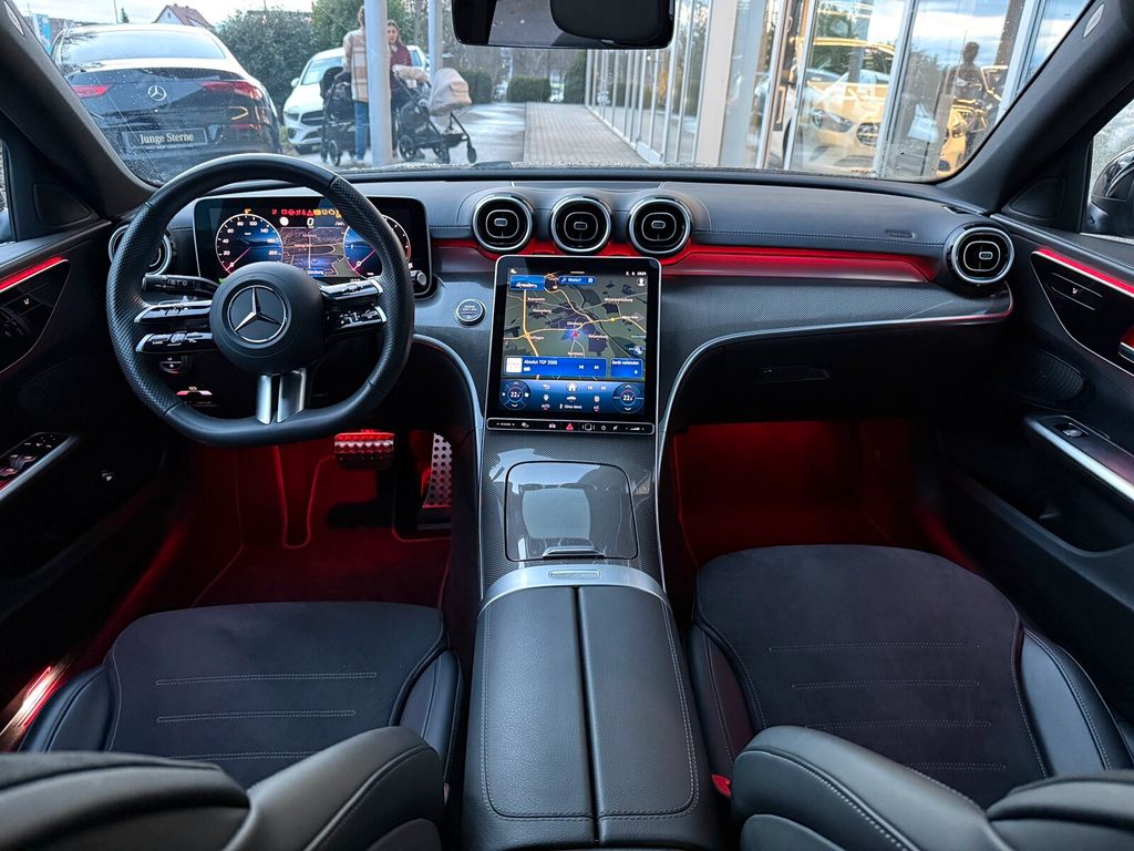 Mercedes-Benz C 300 2025