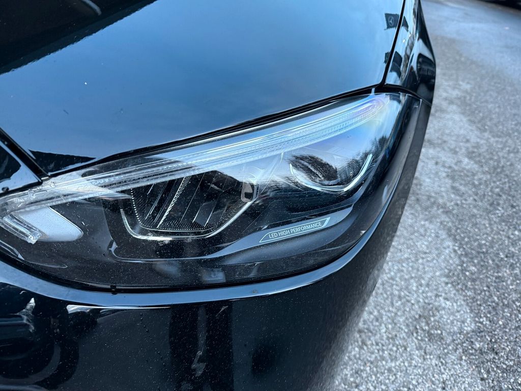 Mercedes-Benz C 300 2025