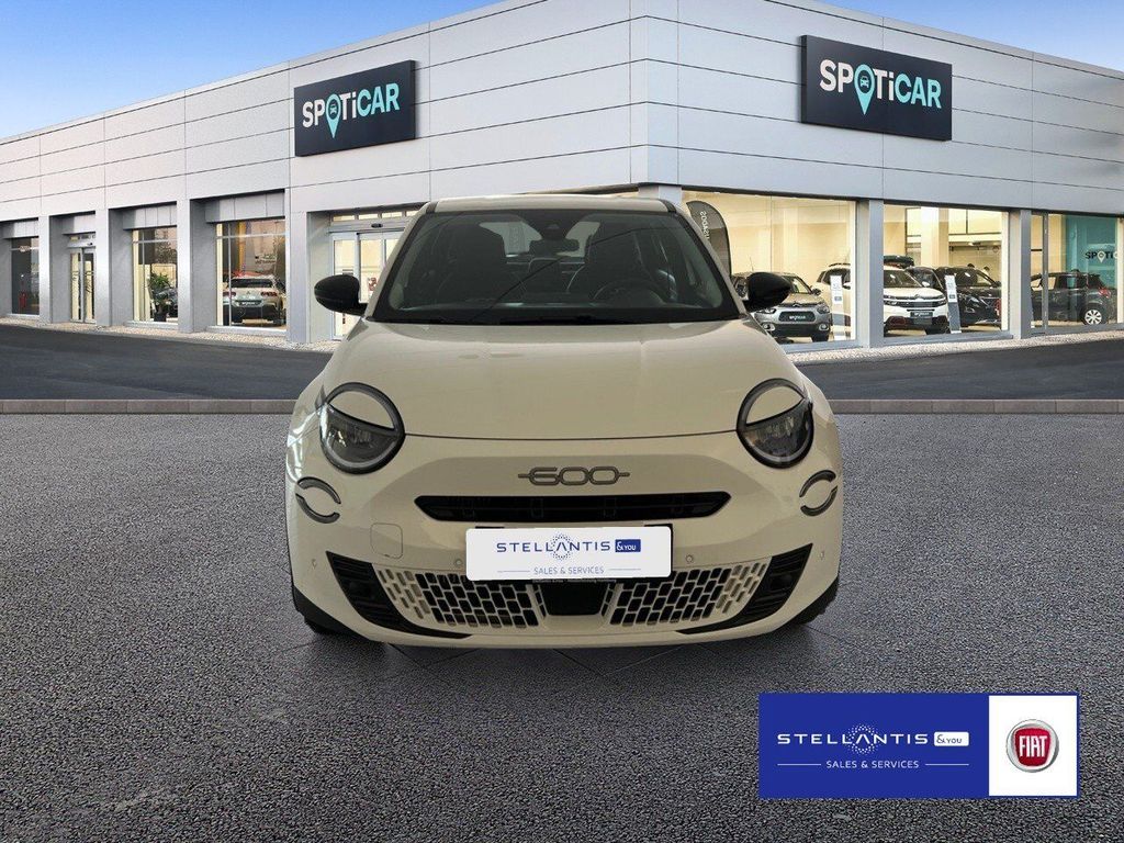 Fiat 600 2025