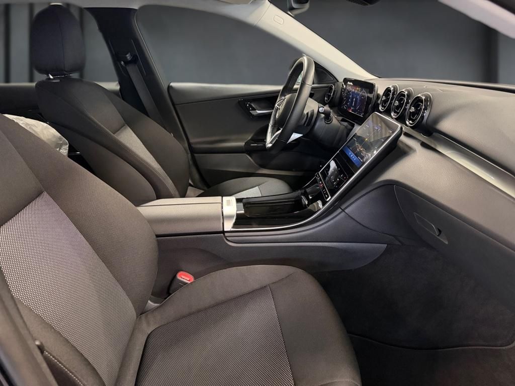 Mercedes-Benz C 200 2023