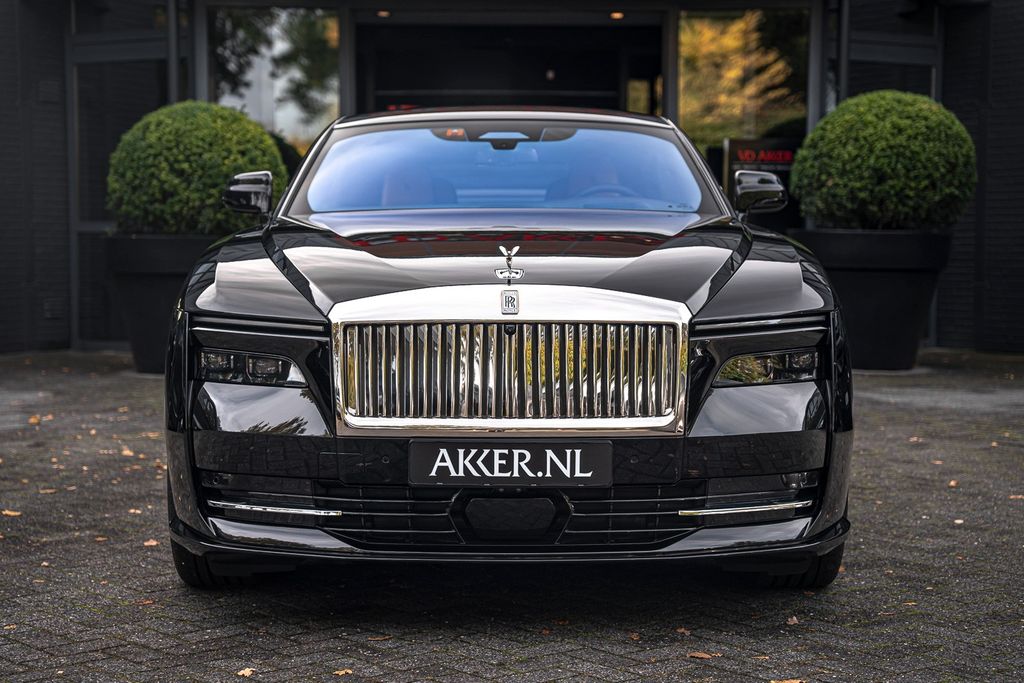 Rolls-Royce Spectre 2025