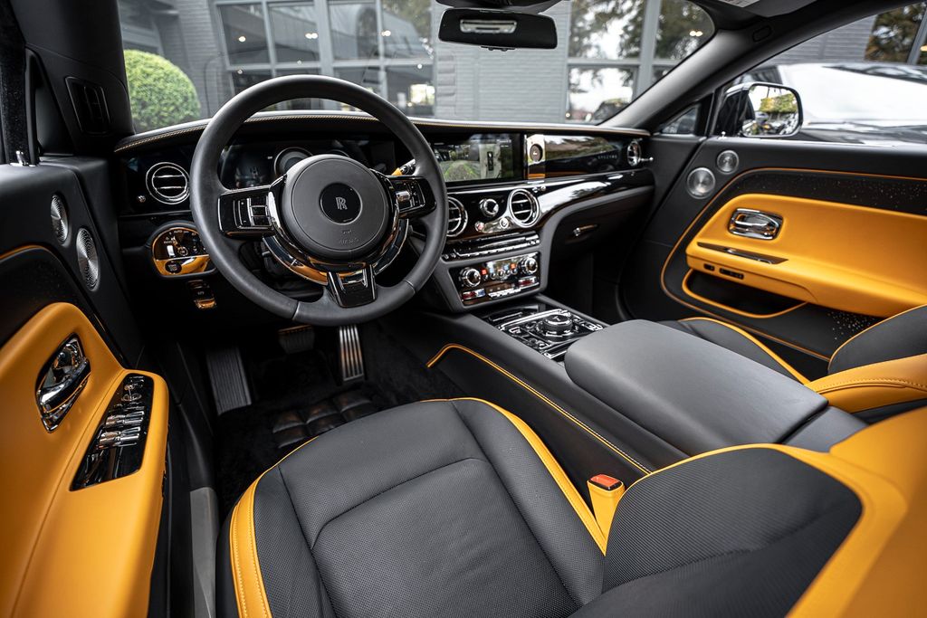 Rolls-Royce Spectre 2025