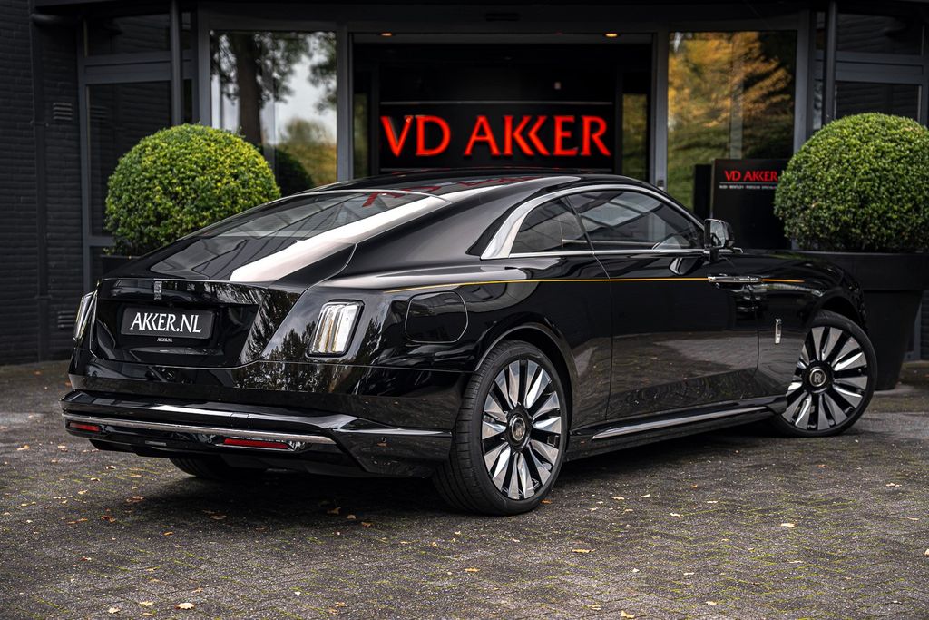 Rolls-Royce Spectre 2025