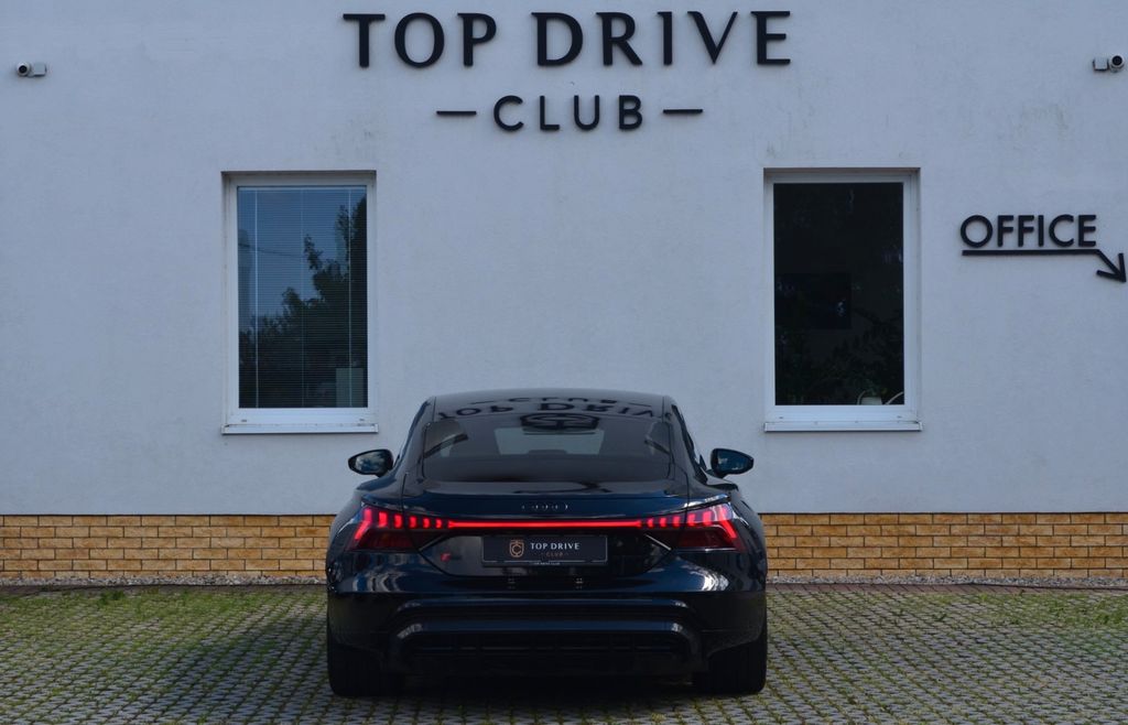 Audi RS e-tron GT 2021