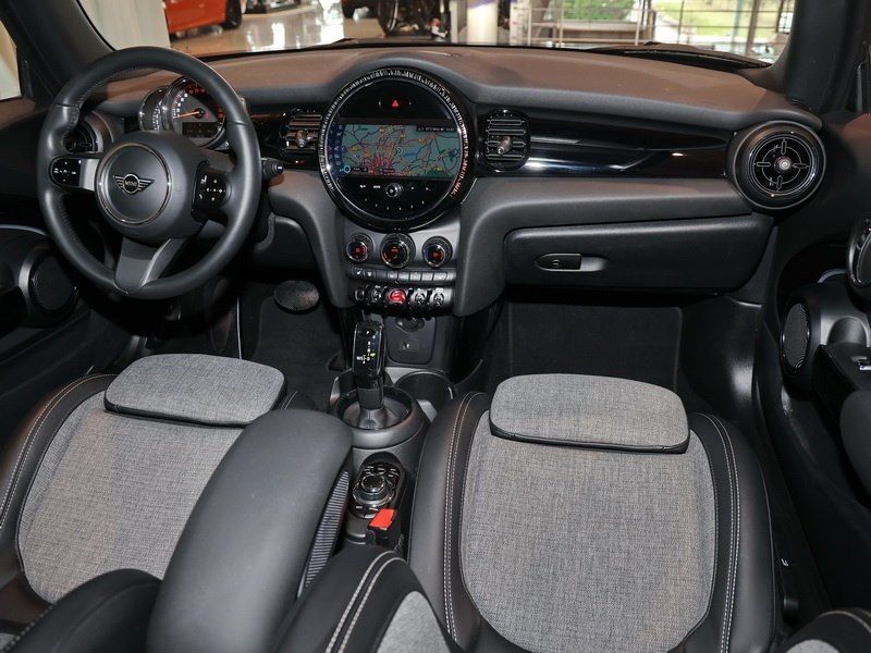 MINI Cooper Cabrio 2022