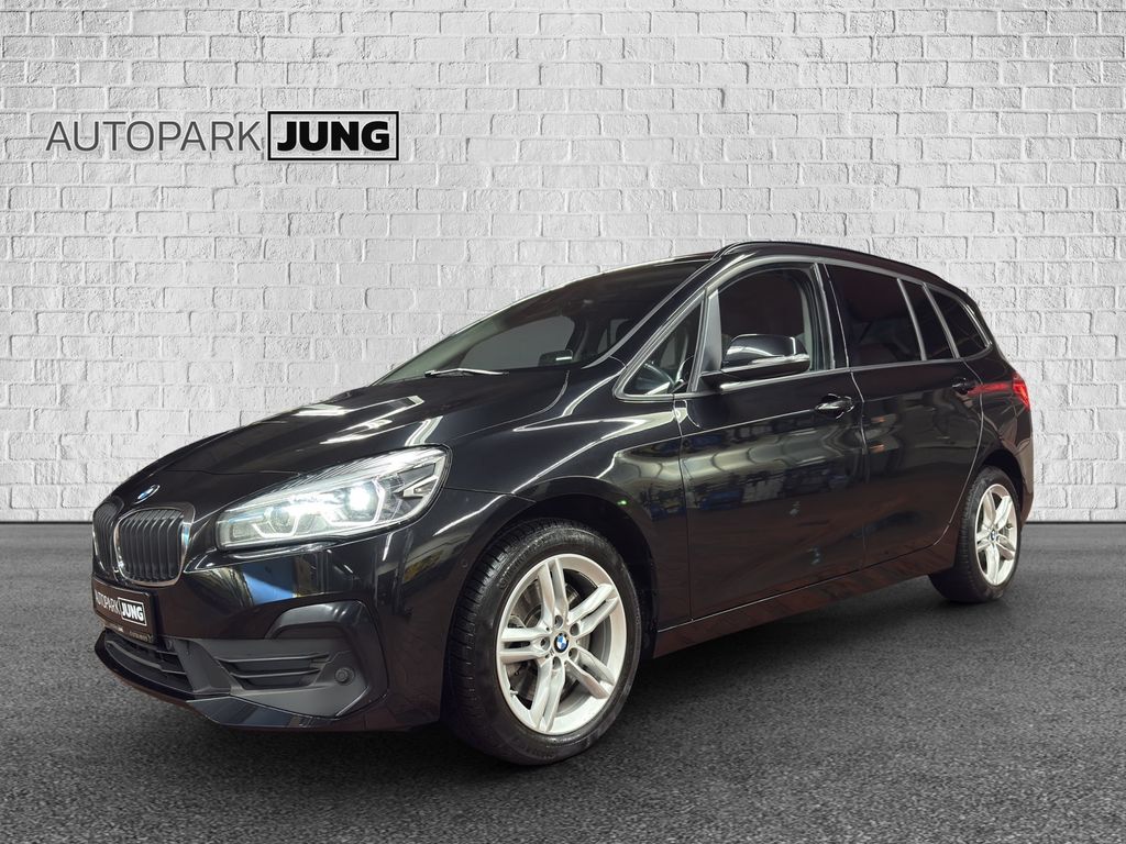 BMW 218 2022