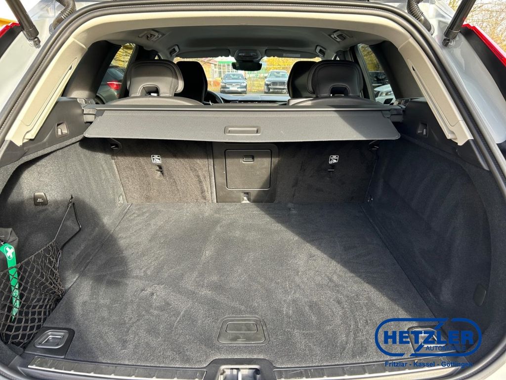 Volvo XC60 2025