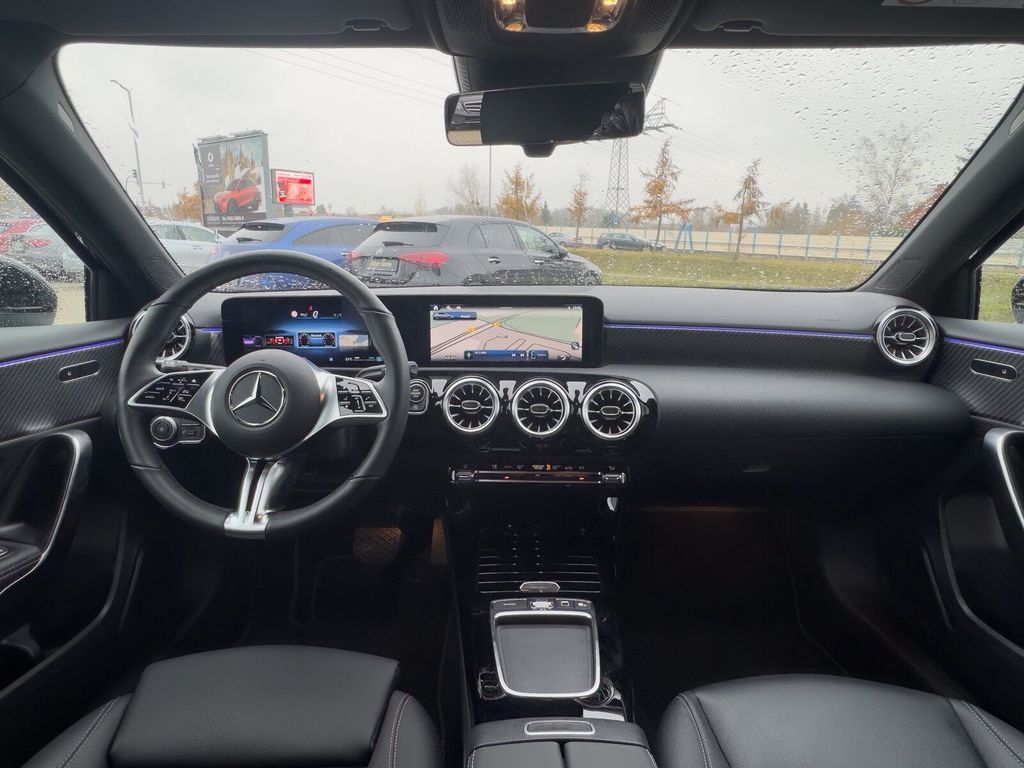 Mercedes-Benz A 180 2025