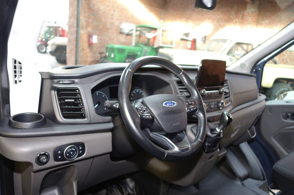 Ford Transit 2021