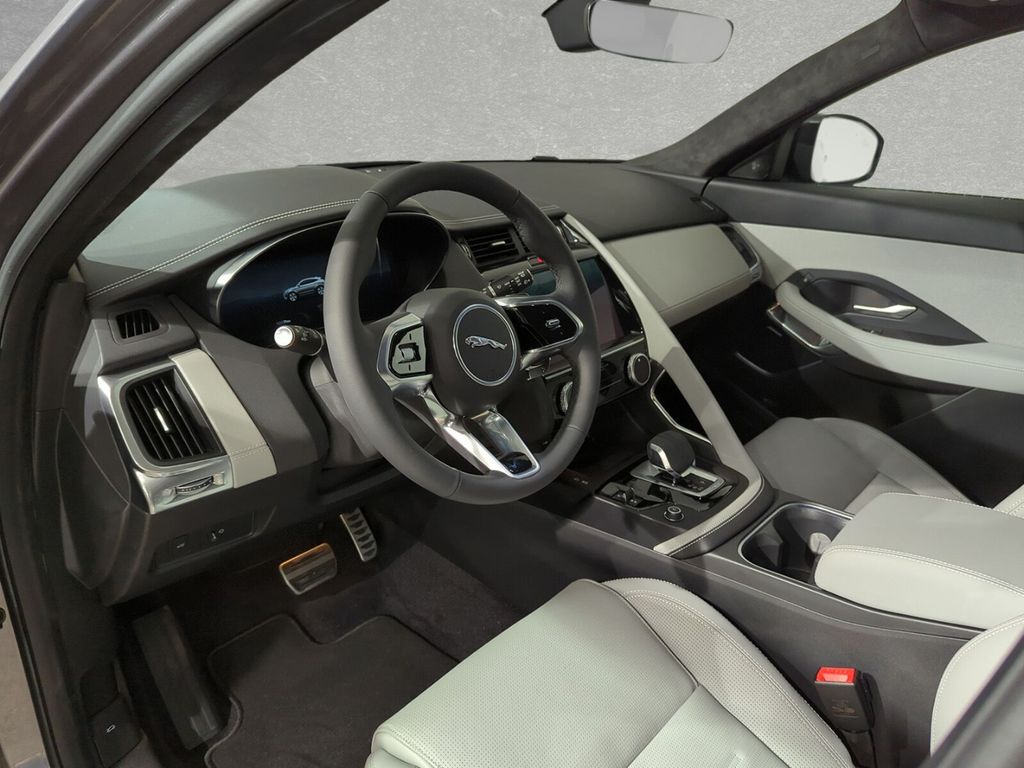 Jaguar E-Pace 2024
