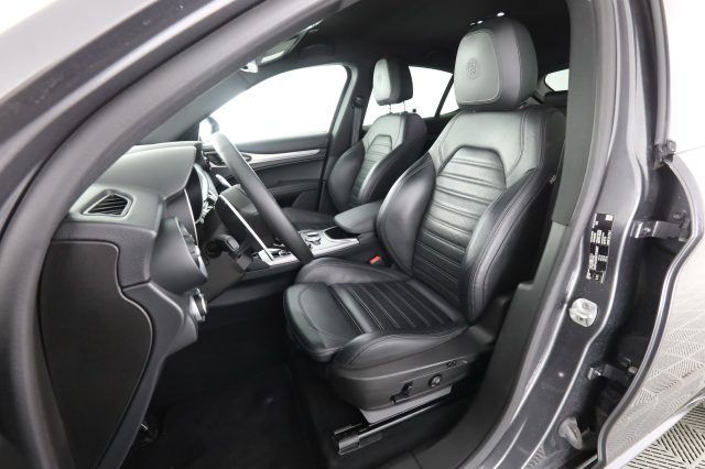 Alfa Romeo Stelvio 2023