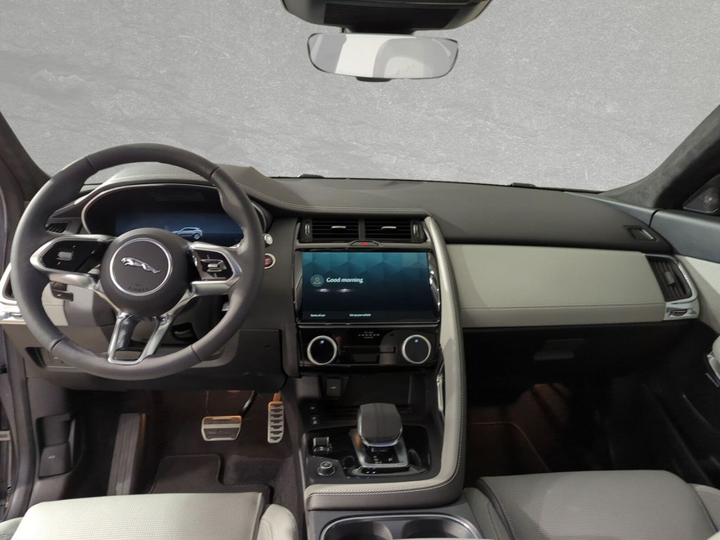 Jaguar E-Pace 2024