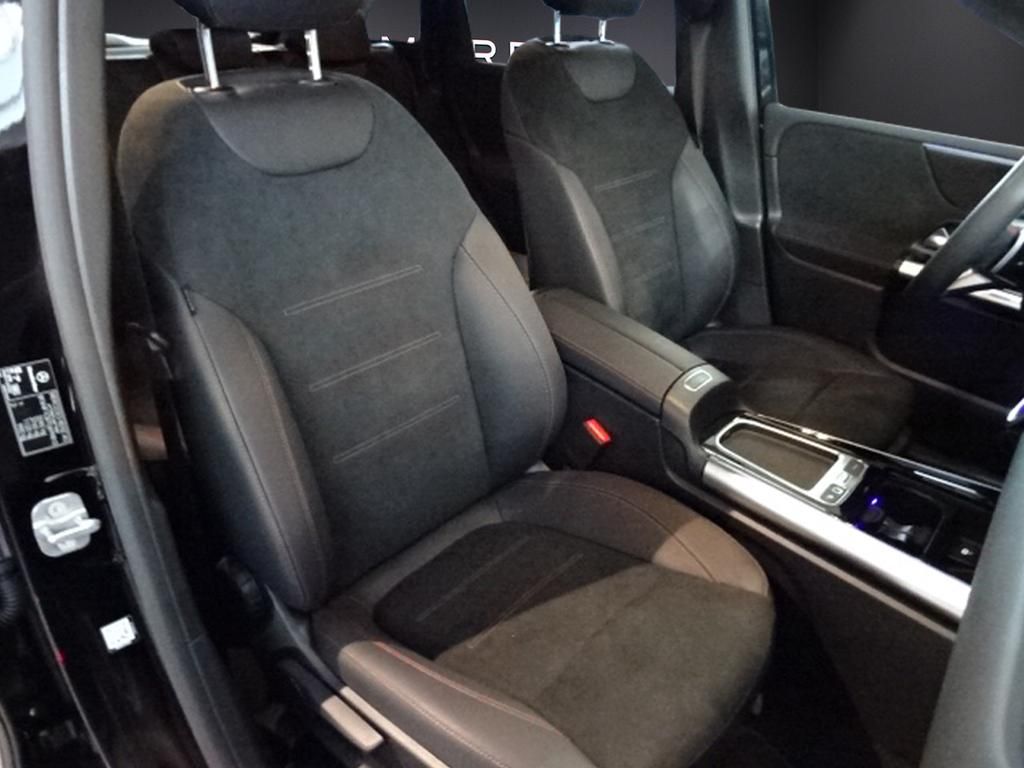 Mercedes-Benz B 200 2024