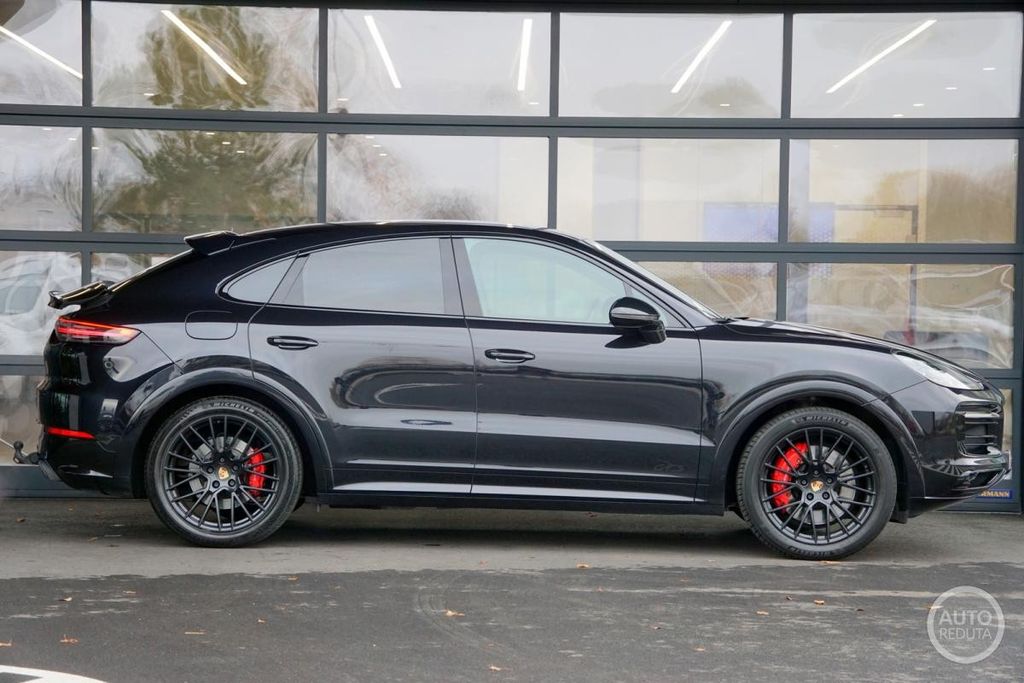Porsche Cayenne 2020