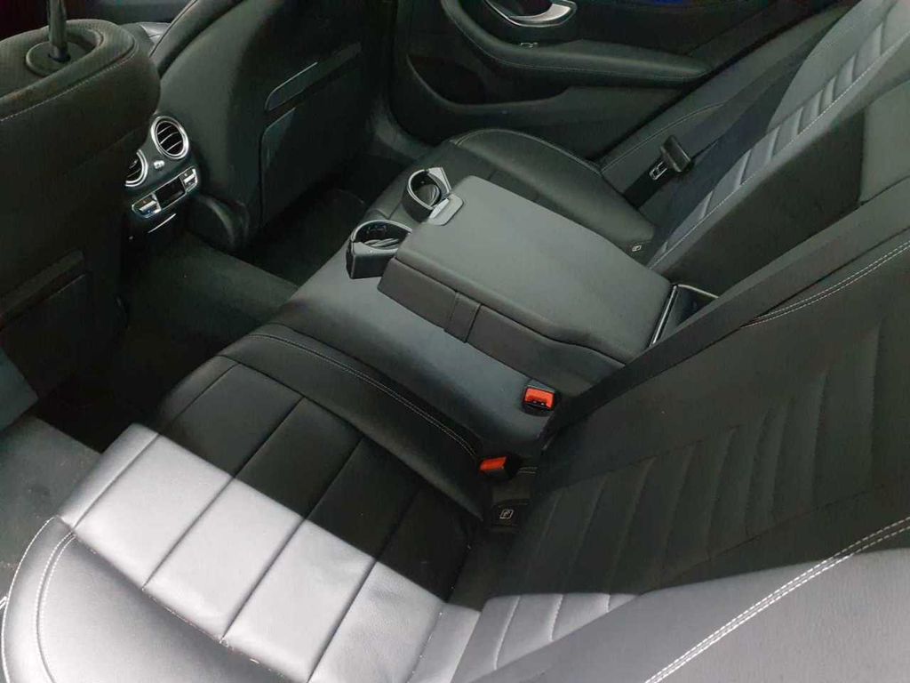 Mercedes-Benz E 300 2022