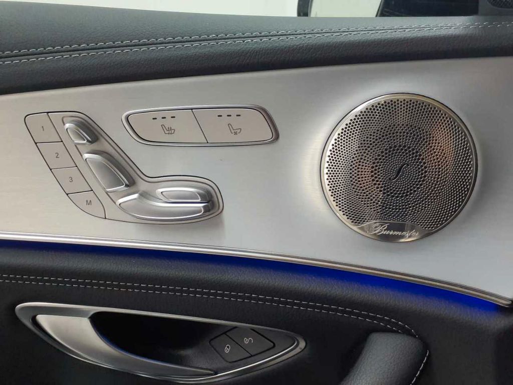 Mercedes-Benz E 300 2022