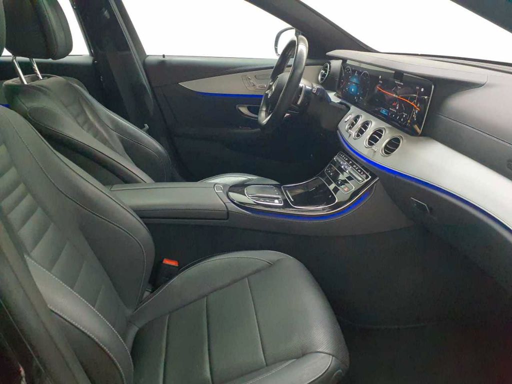 Mercedes-Benz E 300 2022