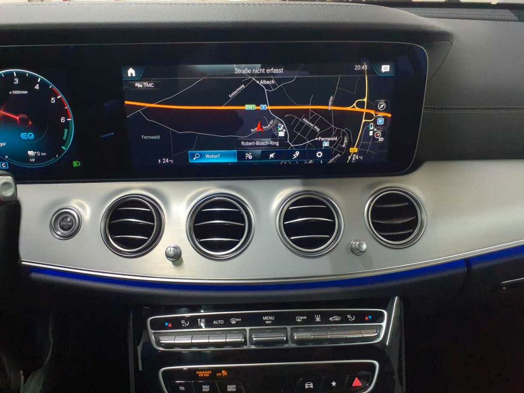 Mercedes-Benz E 300 2022