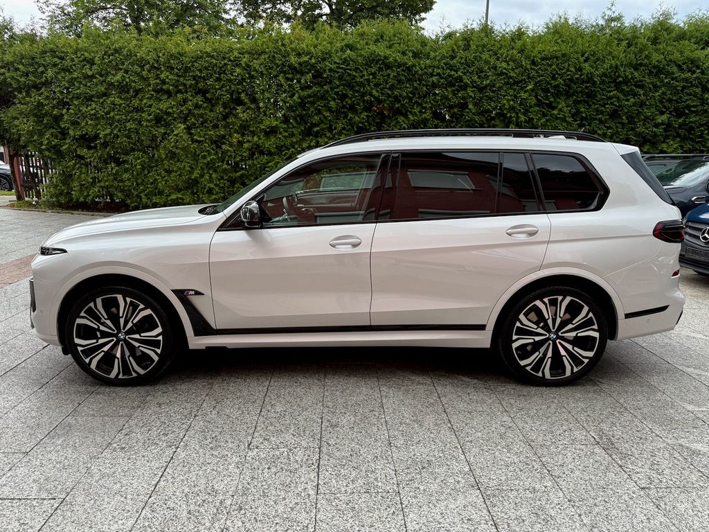 BMW X7 M60 2023