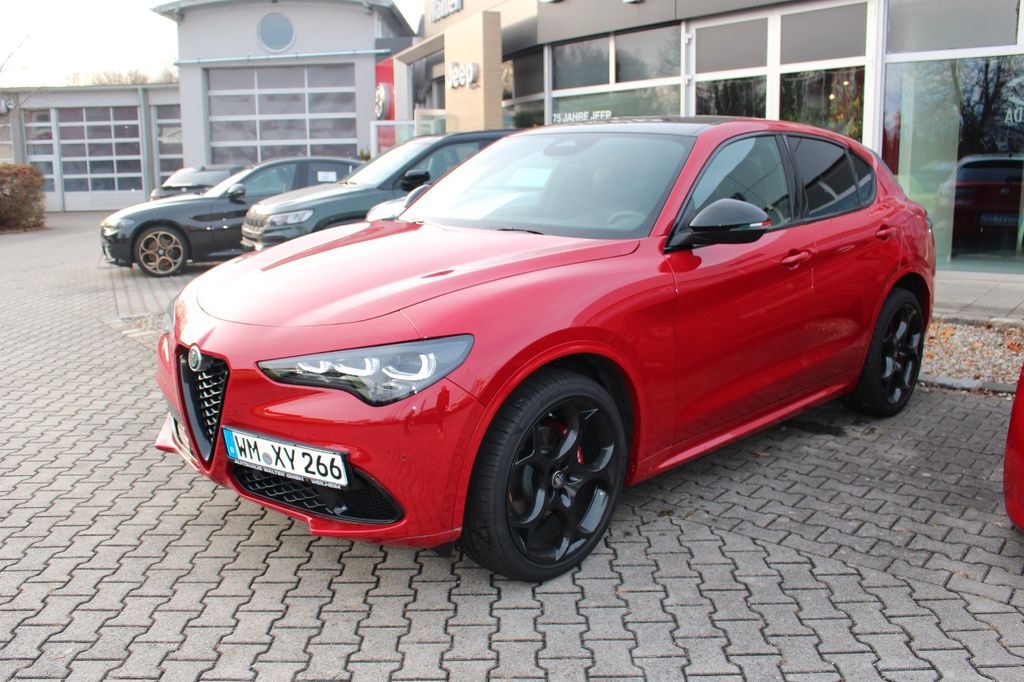 Alfa Romeo Stelvio 2025