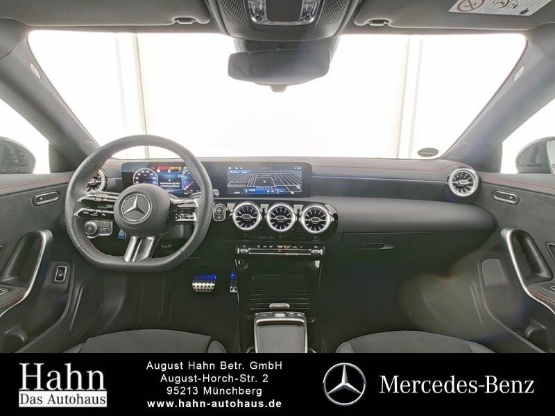 Mercedes-Benz CLA 200 2024